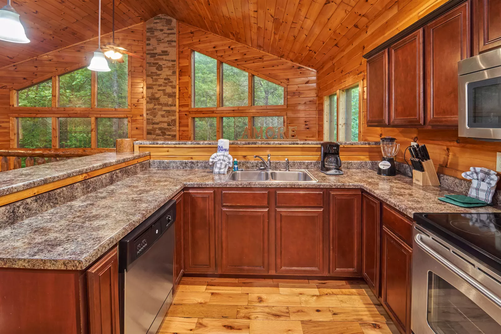 Property image, Interior, of Chalet D'Amour
