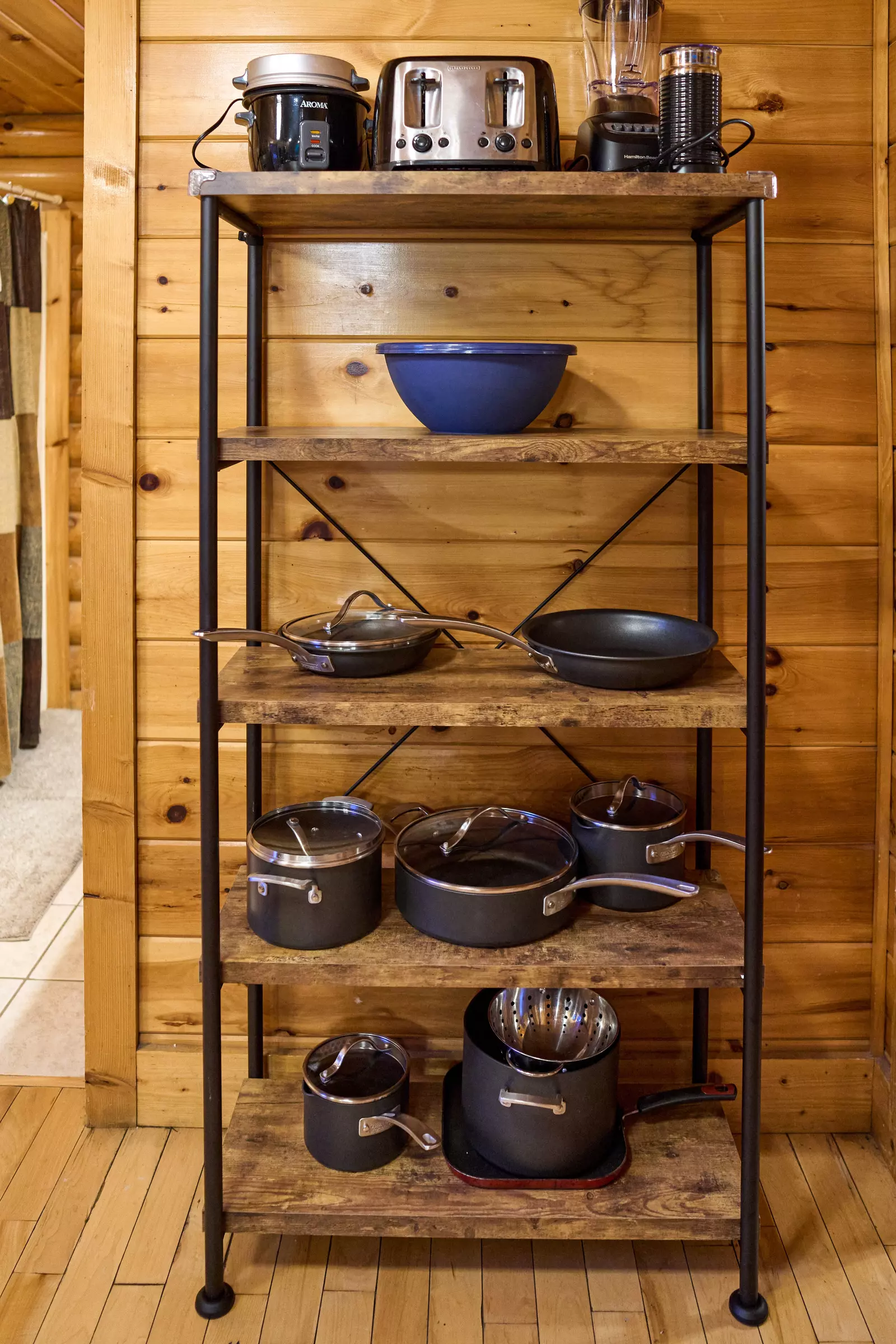 Property image, Interior, of Cowboy Way