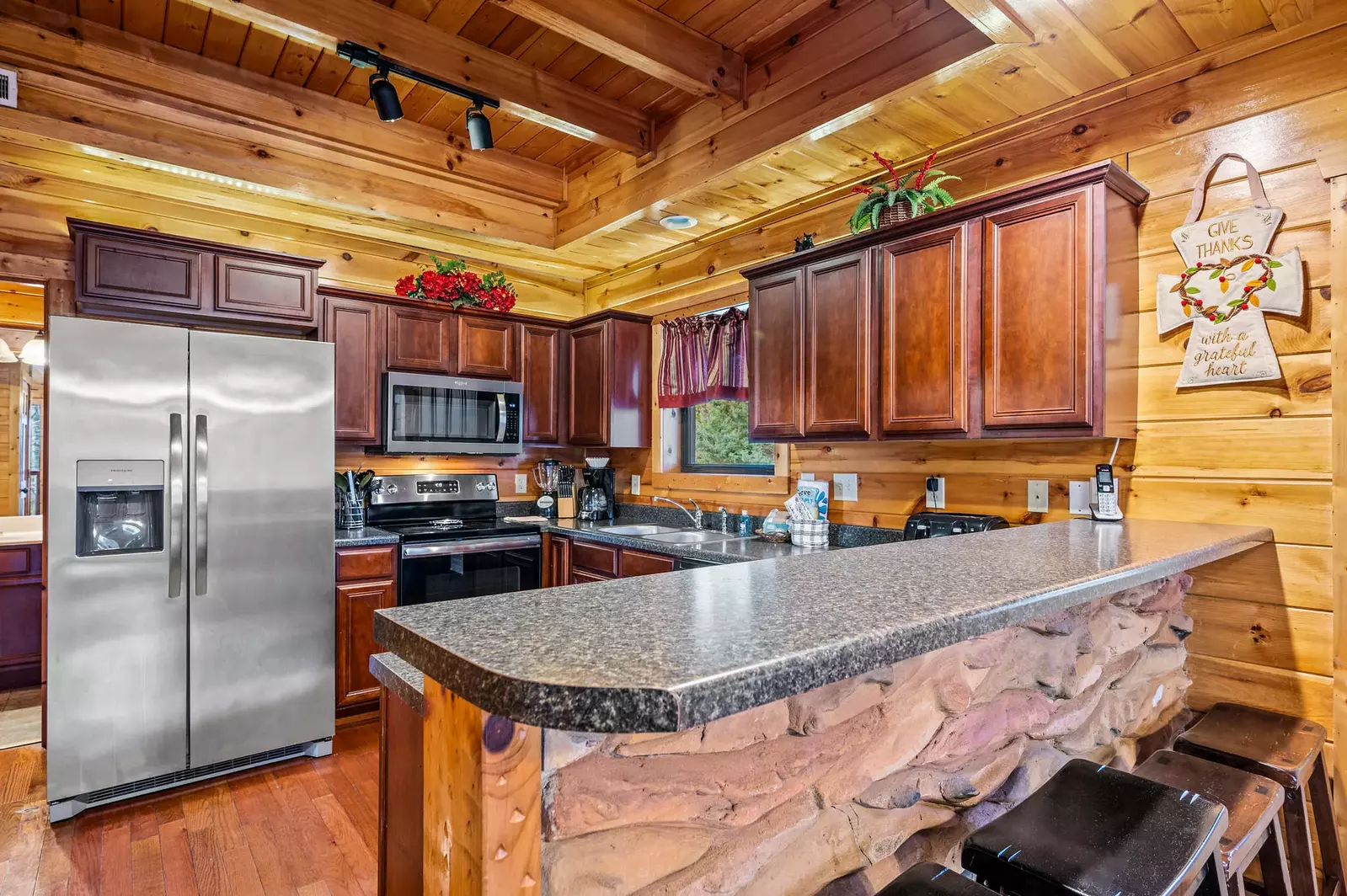 Property image, Interior, of Diamond Mine