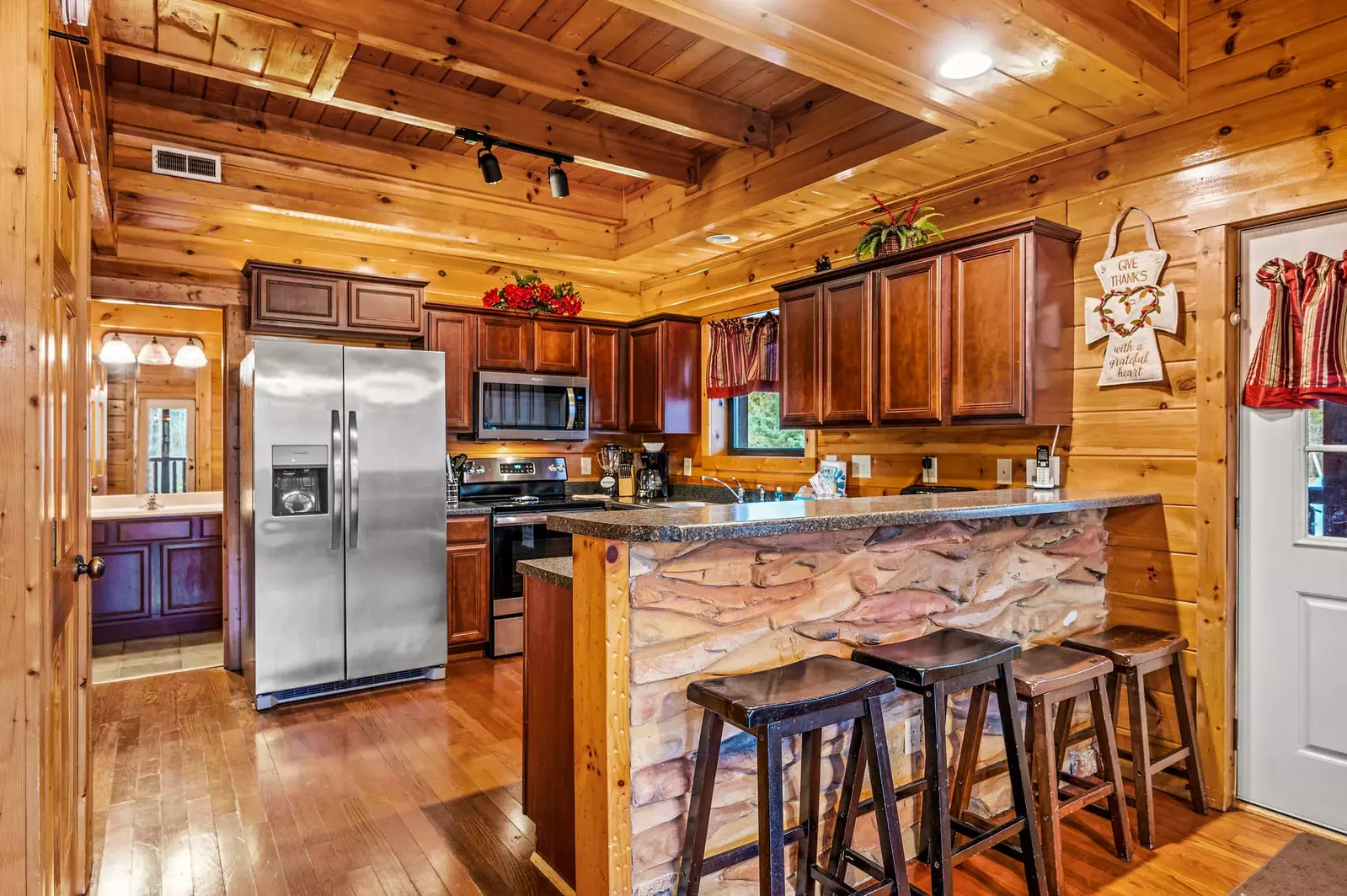 Property image, Interior, of Diamond Mine