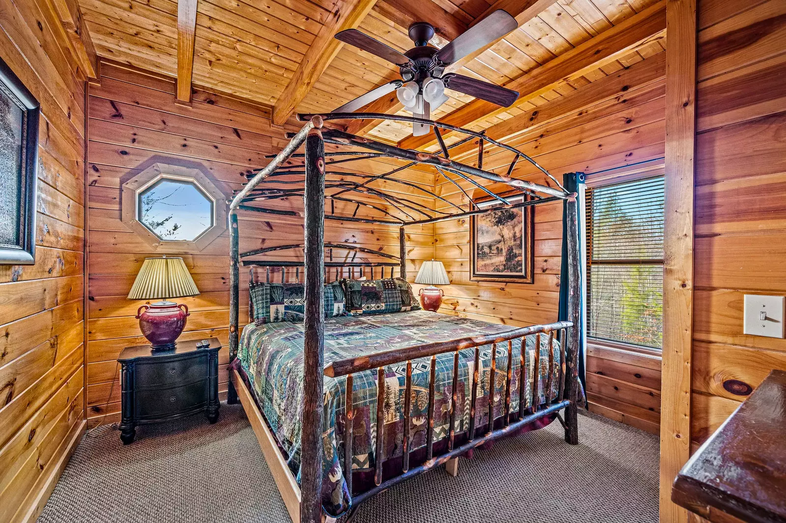 Property image, Interior, of Diamond Mine