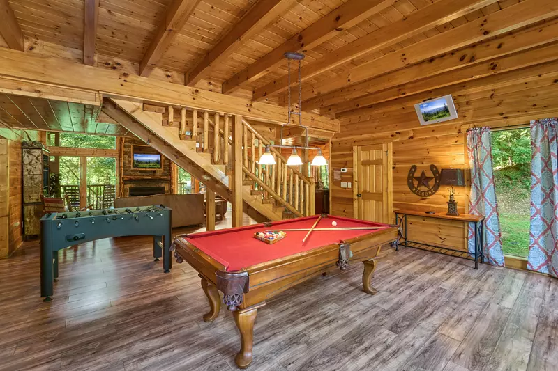 Property image, Interior, of Firefly Lodge