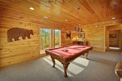 Property image, Interior, of Knotty & Nice
