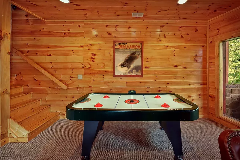 Property image, Interior, of Knotty & Nice