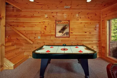 Property image, Interior, of Knotty & Nice