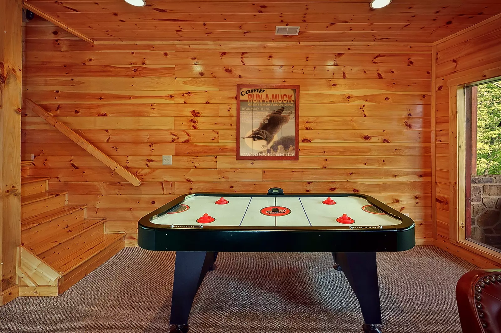 Property image, Interior, of Knotty & Nice