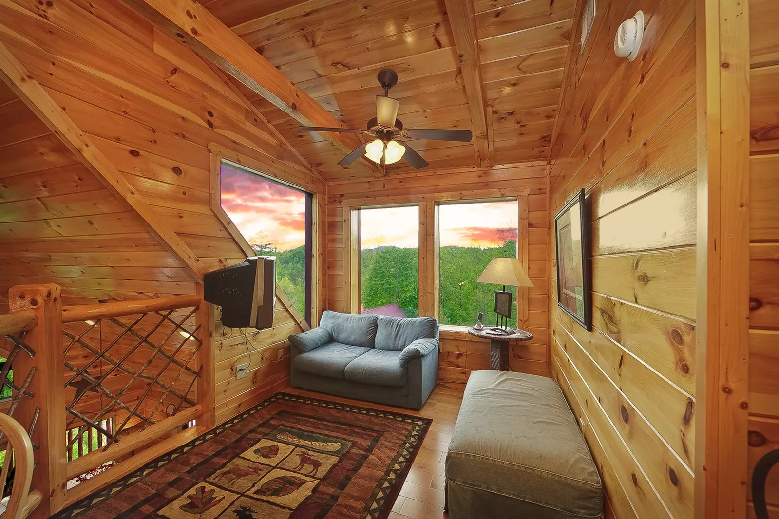 Property image, Interior, of Knotty & Nice