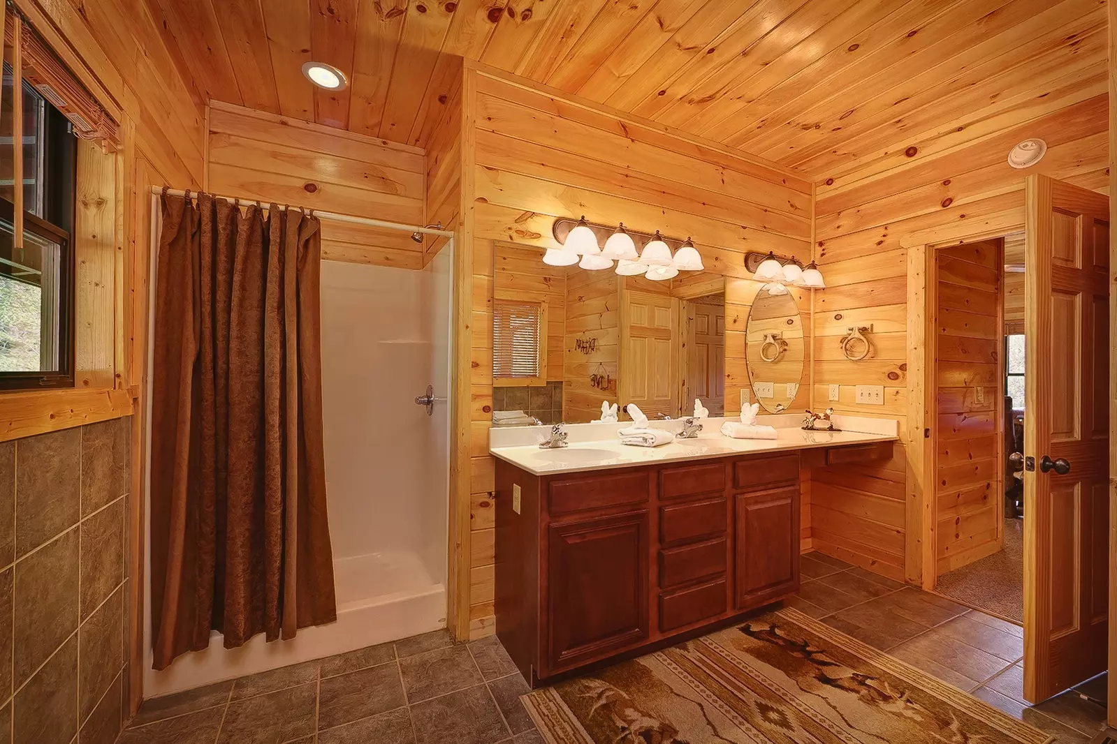 Property image, Interior, of Knotty & Nice