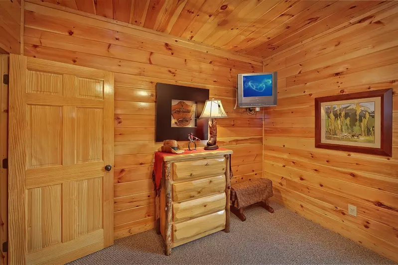 Property image, Interior, of Knotty & Nice