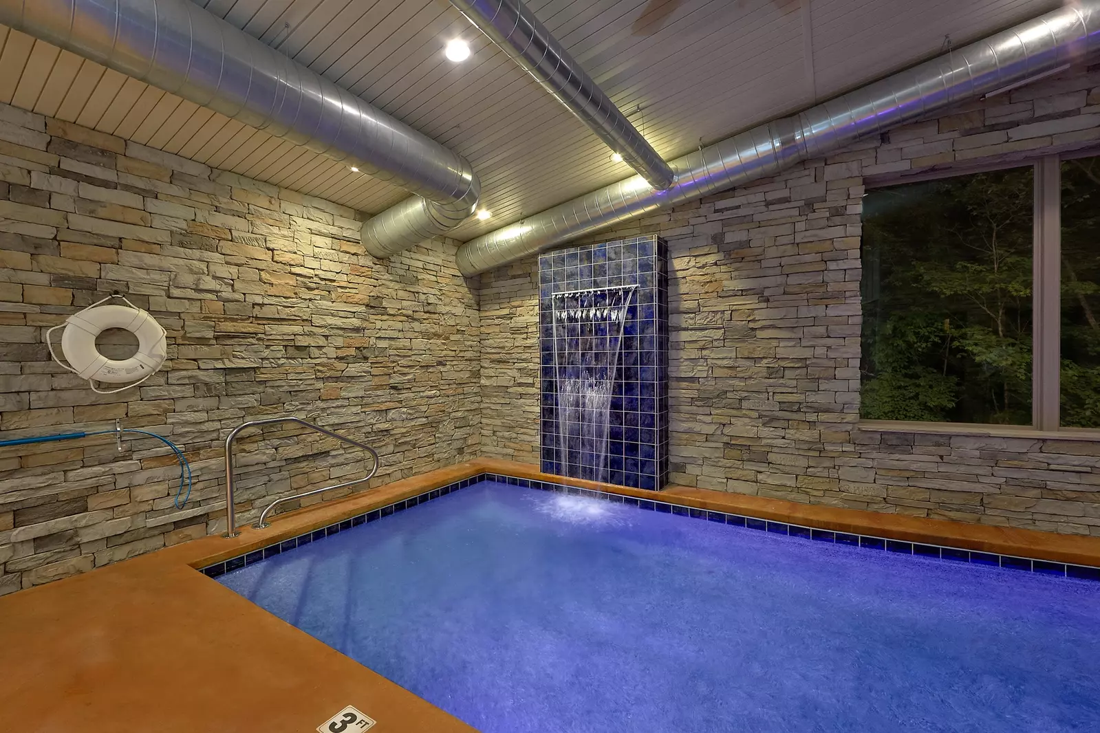 Property image, Interior, of Silvercreek