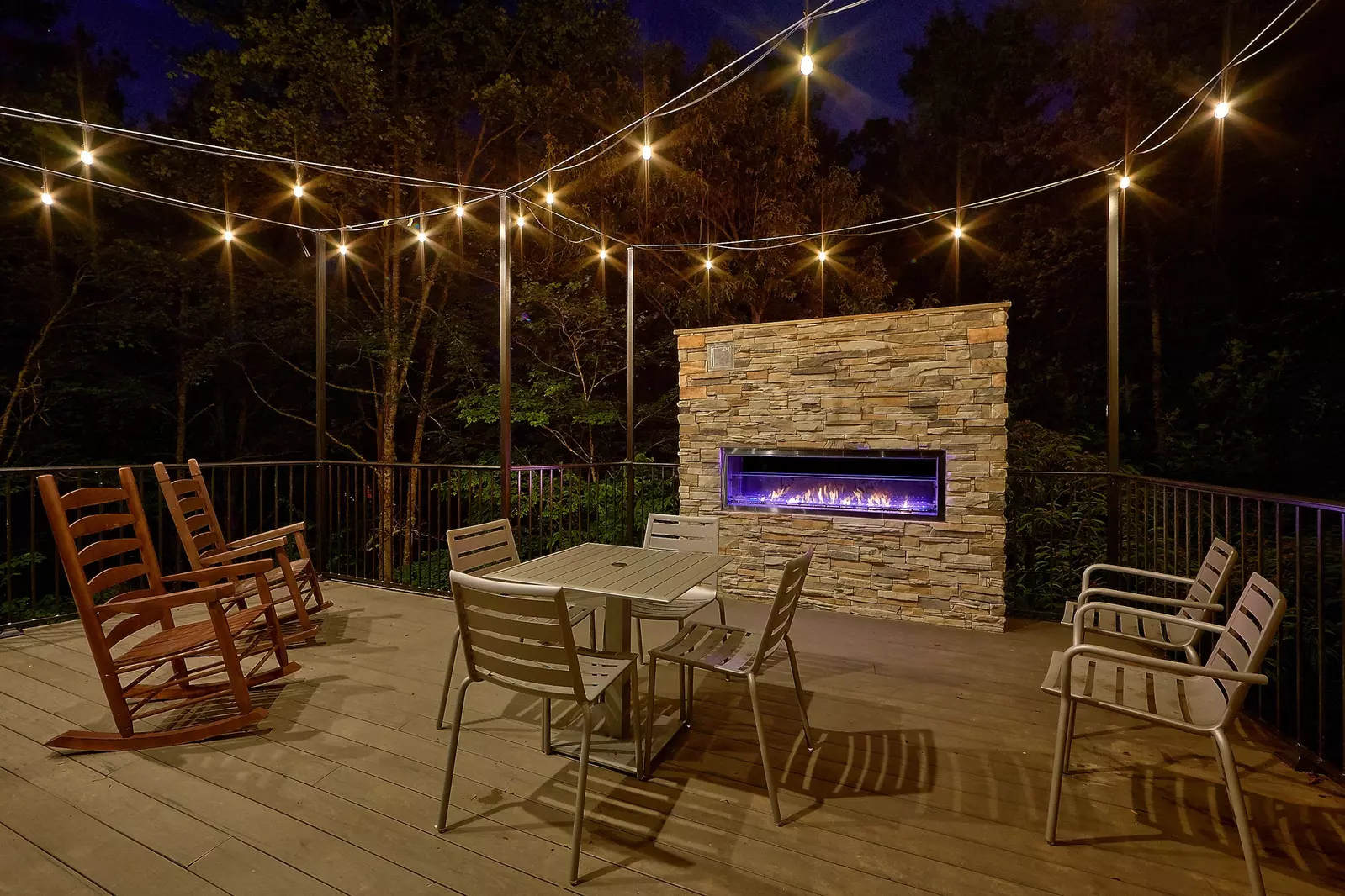 Property image, Interior, of Silvercreek