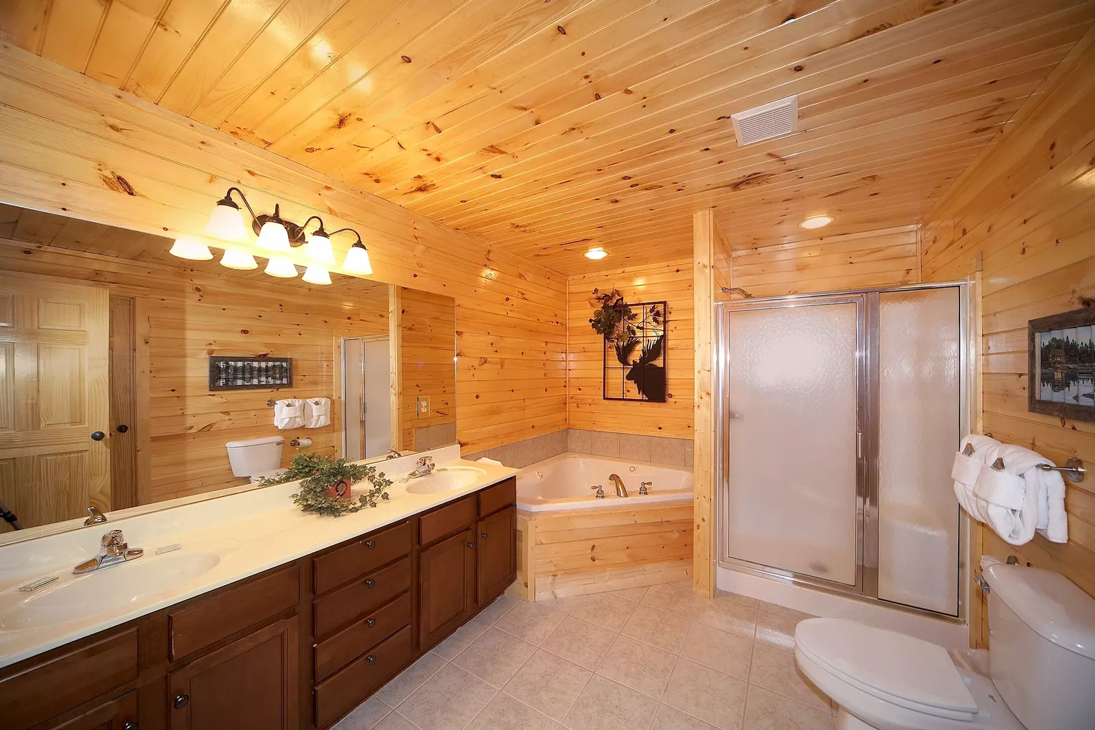 Property image, Interior, of Silvercreek