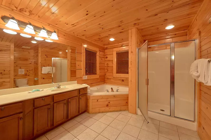 Property image, Interior, of Silvercreek