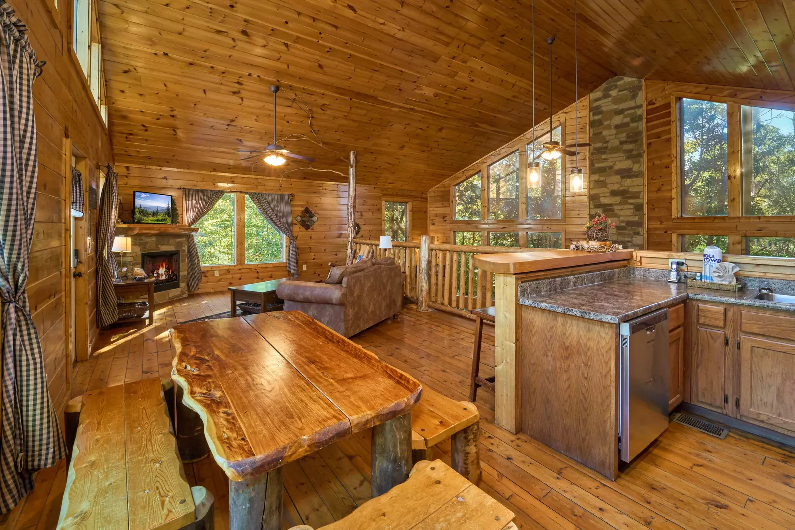 Property image, Interior, of Spur of the Moment