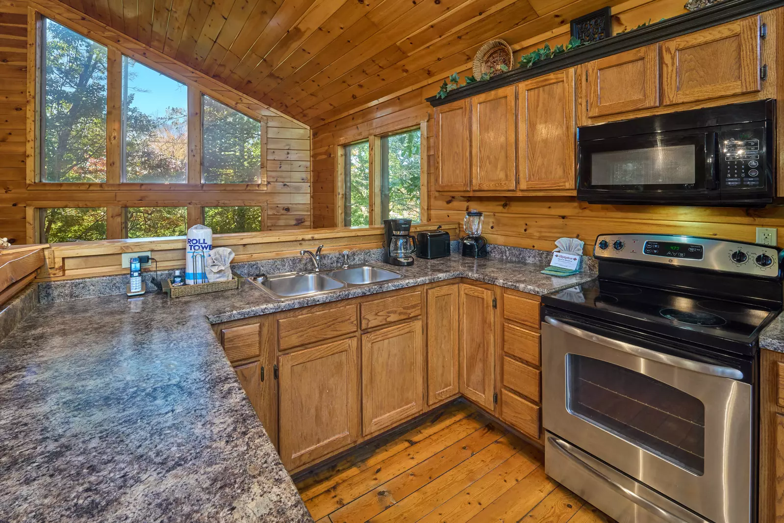 Property image, Interior, of Spur of the Moment