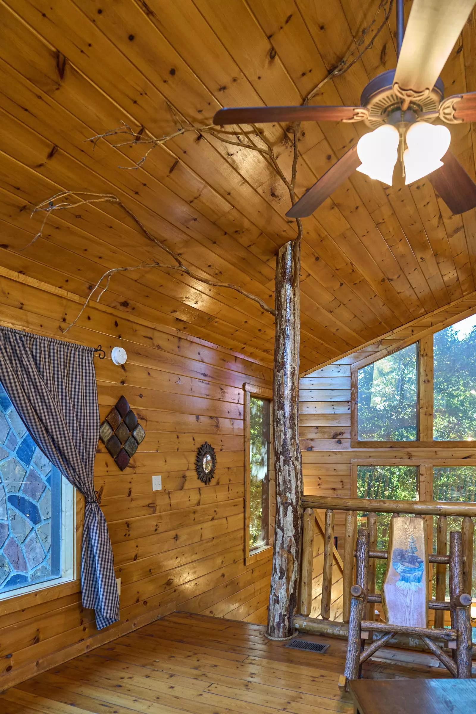Property image, Interior, of Spur of the Moment