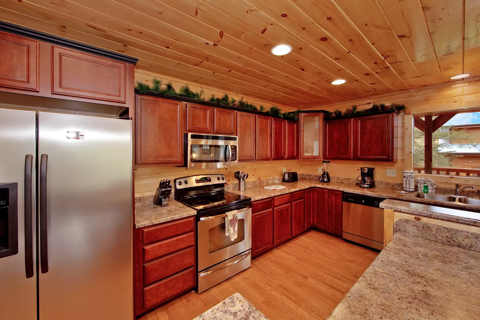 Property image, Interior, of Finders Keepers