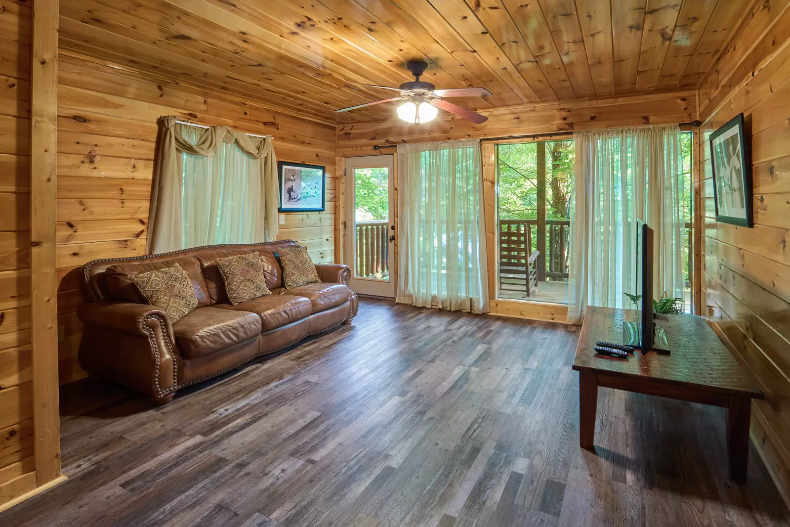 Property image, Interior, of Summit Sanctuary