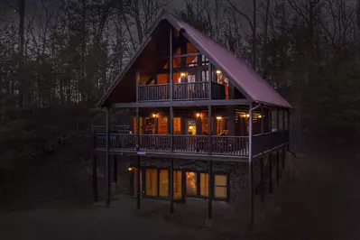Hilltop Hideaway