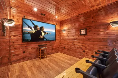 Property image, Interior, of Hilltop Hideaway