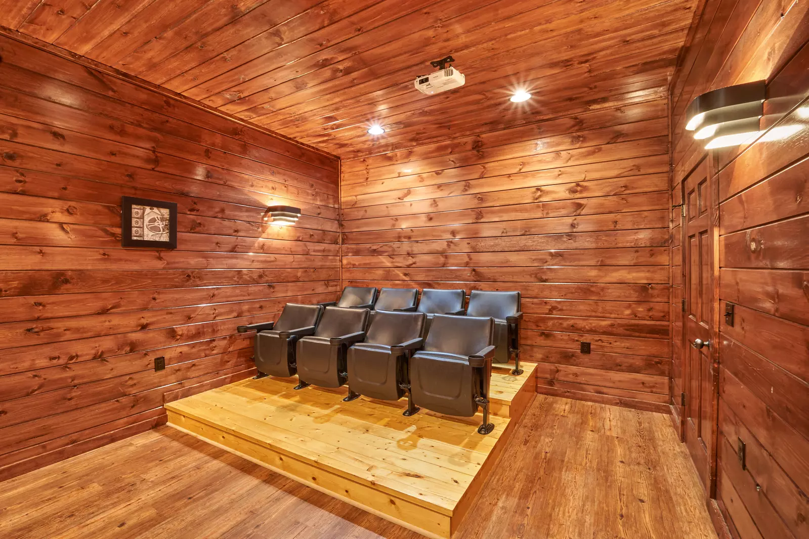 Property image, Interior, of Hilltop Hideaway