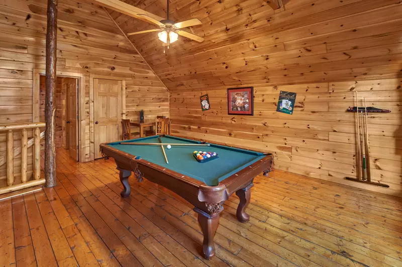Property image, Interior, of Hilltop Hideaway