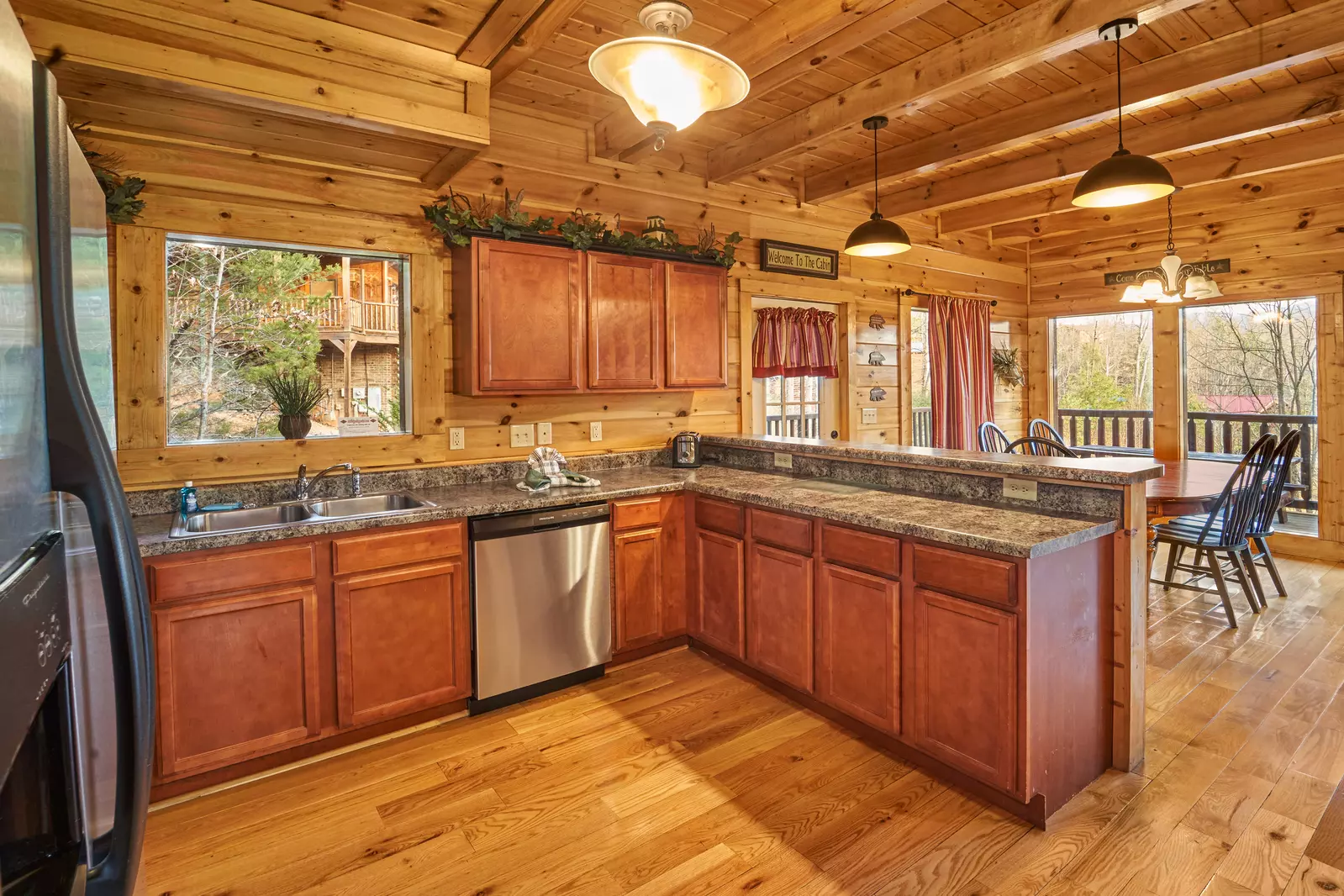 Property image, Interior, of Hilltop Hideaway