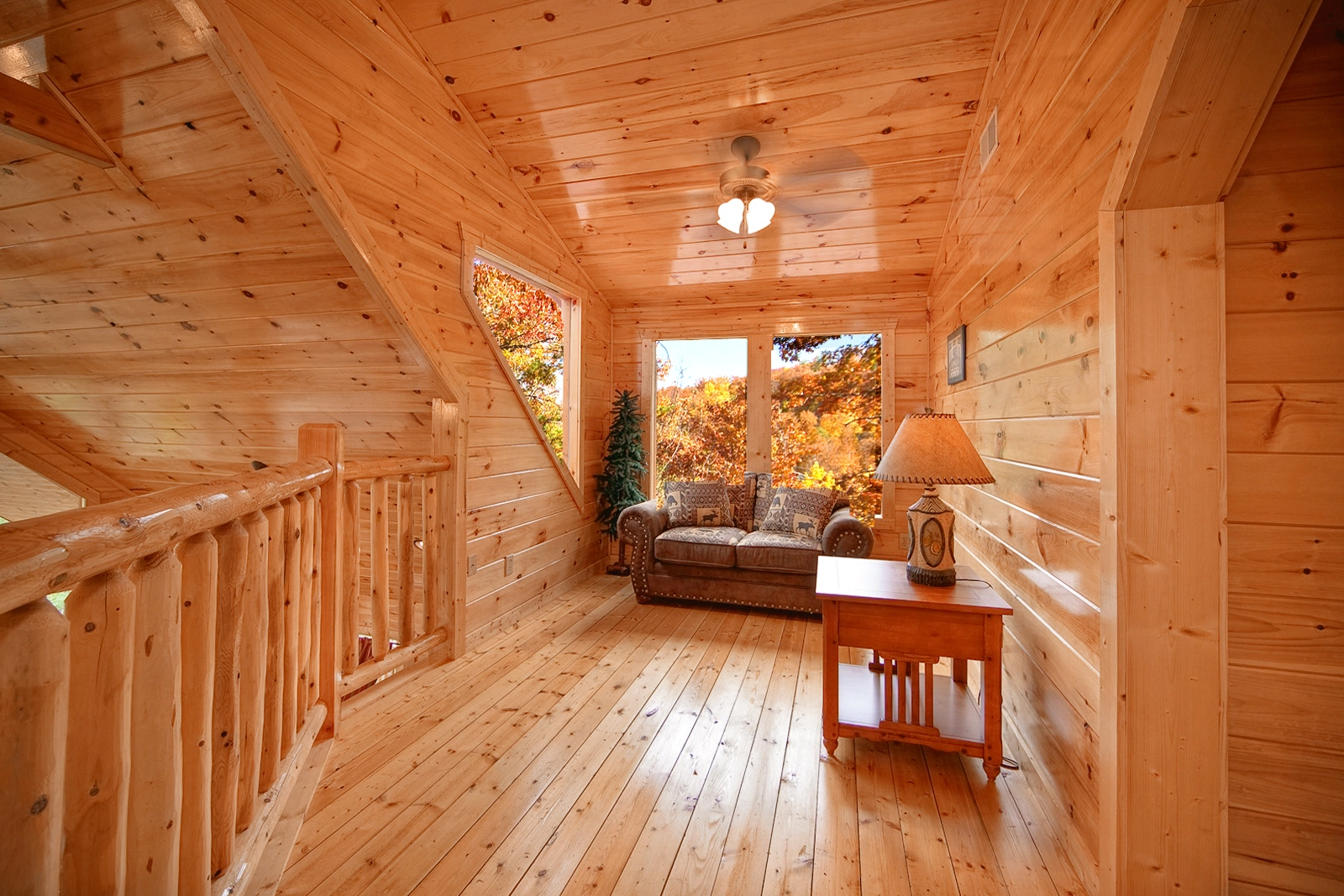 Property image, Interior, of Lazy Daze Lodge
