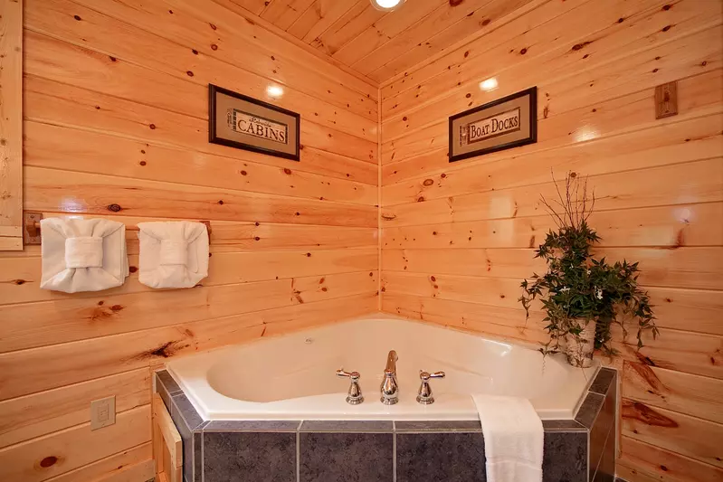 Property image, Interior, of Lazy Daze Lodge