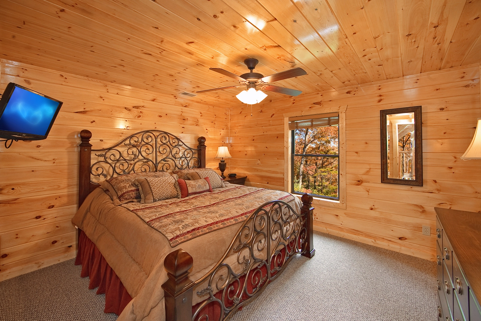 Property image, Interior, of Lazy Daze Lodge