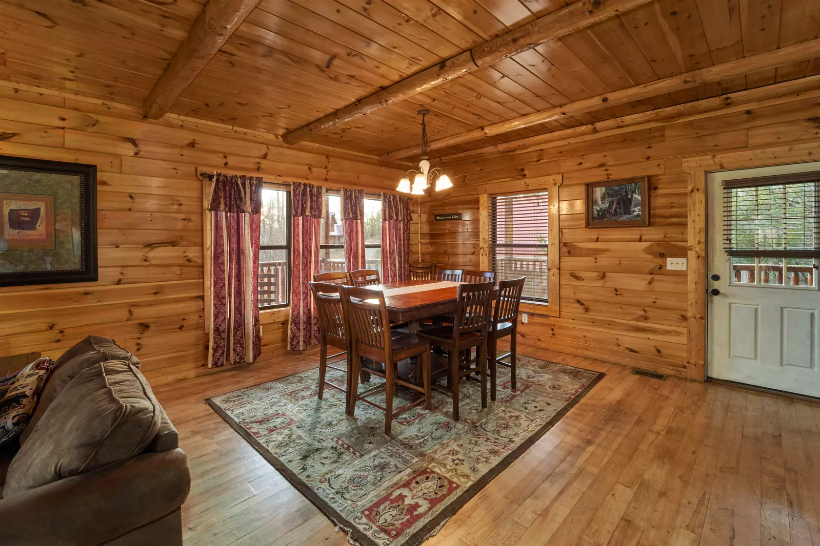 Property image, Interior, of Majestic Views