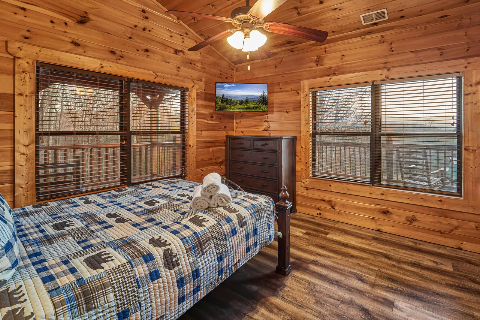 Property image, Interior, of Majestic Views