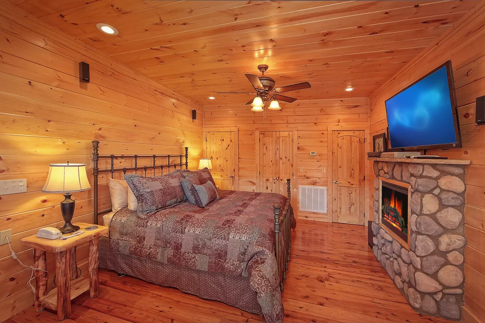 Property image, Interior, of Moonstruck