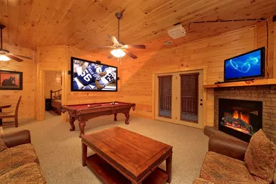 Property image, Interior, of Bear Cub Lodge