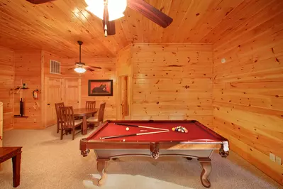 Property image, Interior, of Bear Cub Lodge