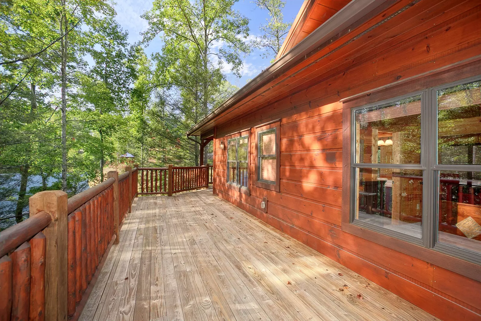 Property image, Interior, of Bear Cub Lodge