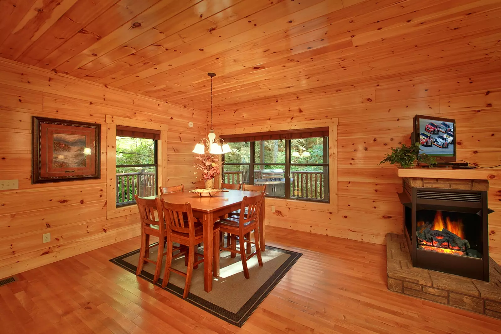 Property image, Interior, of Bear Cub Lodge