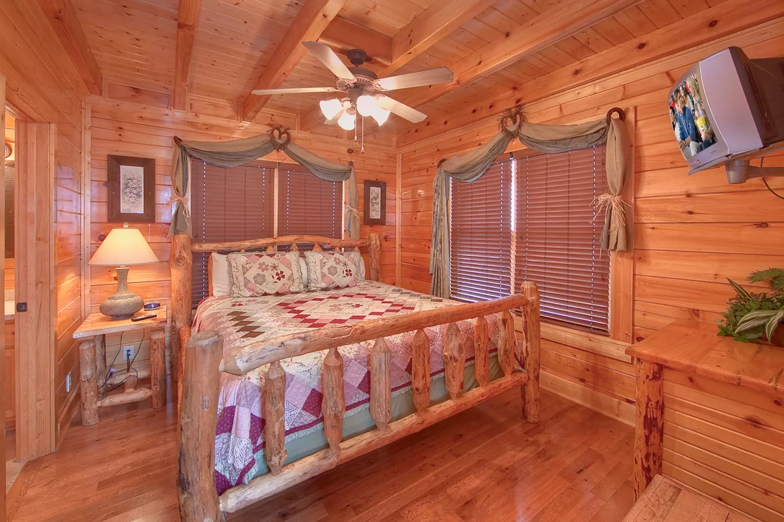 Property image, Interior, of Endless Views (#54)