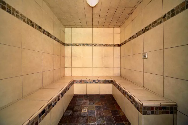 Property image, Interior, of Mountain Dreams (#104)