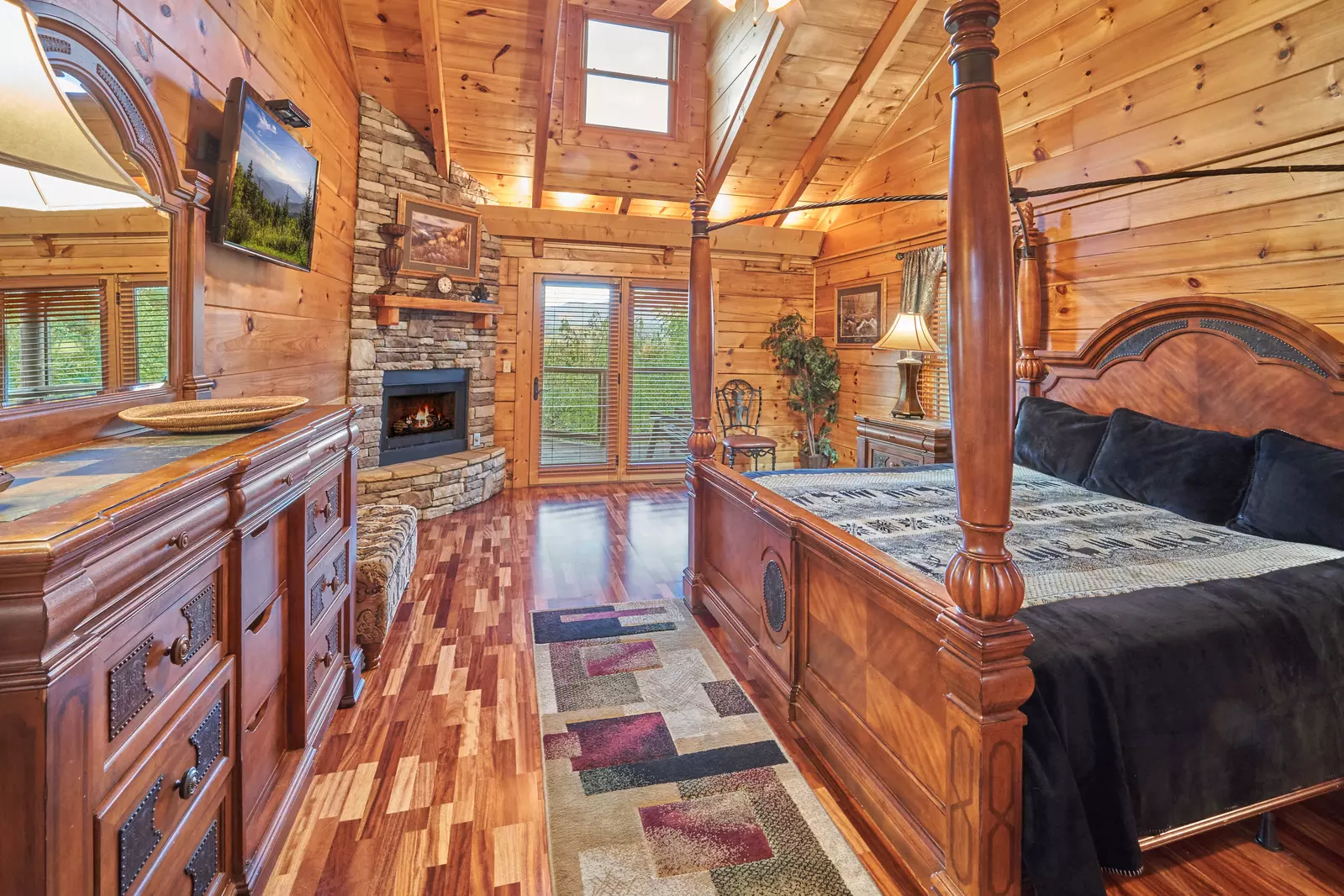 Property image, Interior, of Big Thunder Lodge
