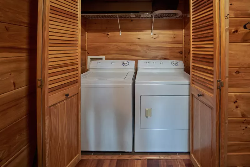 Property image, Interior, of Big Thunder Lodge