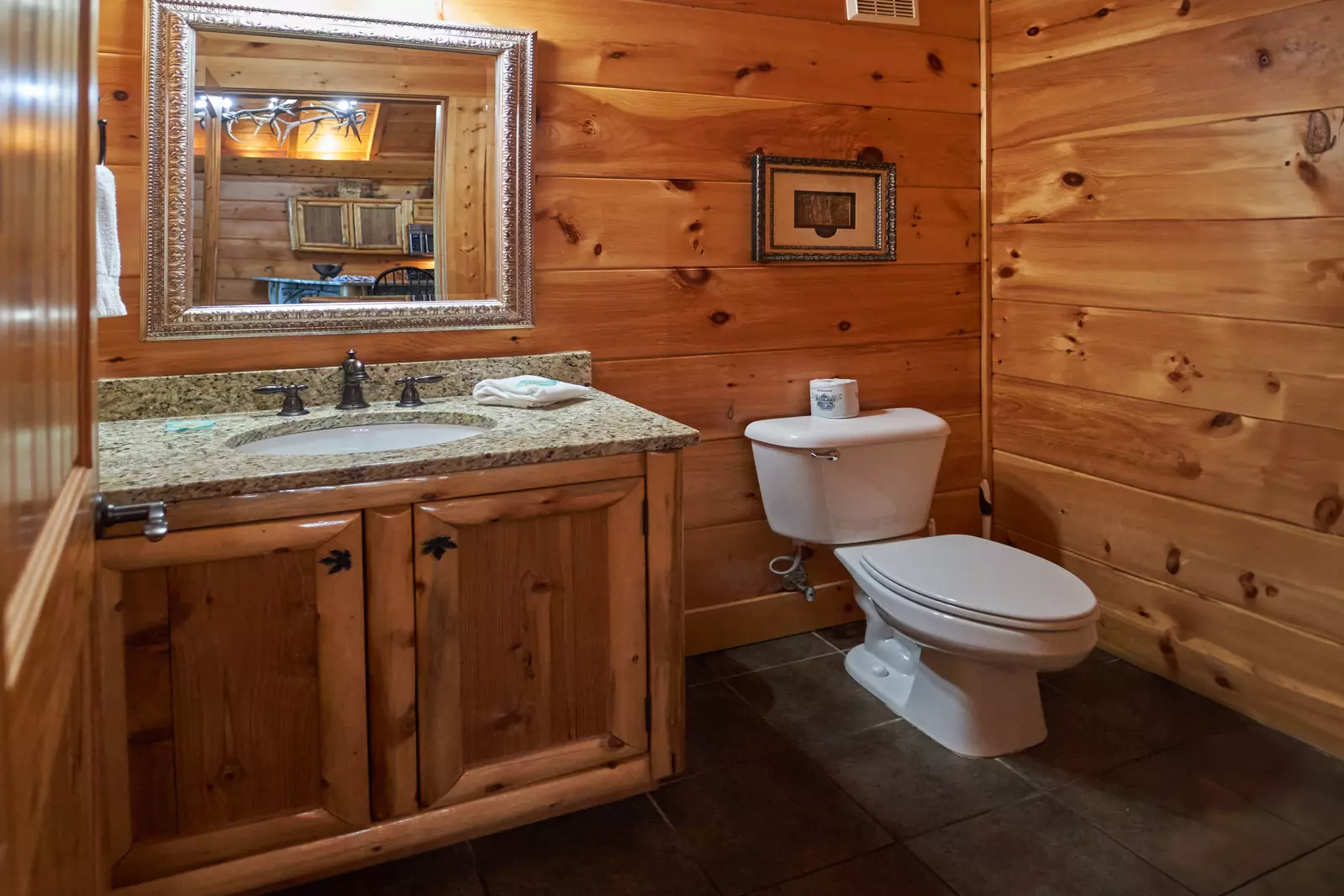 Property image, Interior, of Big Thunder Lodge