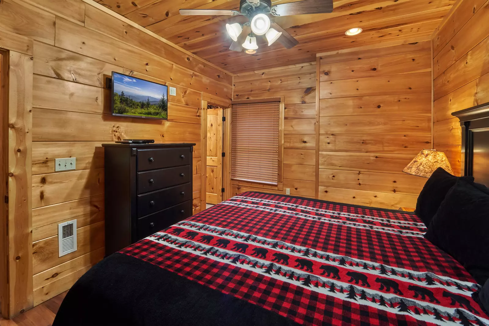Property image, Interior, of Big Thunder Lodge