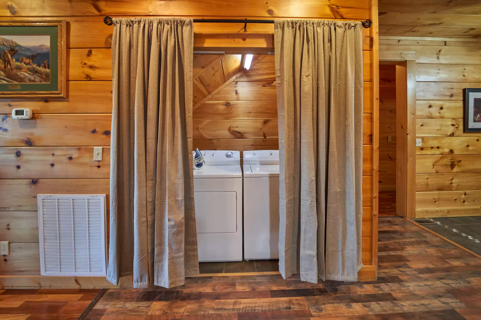 Property image, Interior, of Big Thunder Lodge