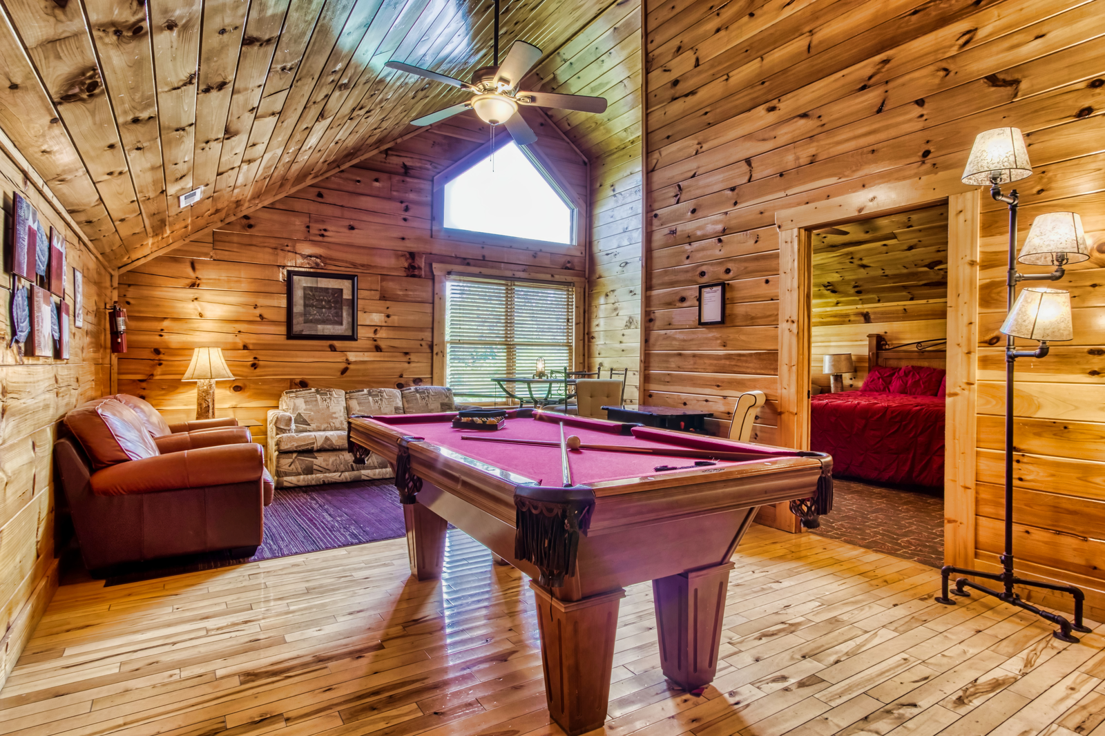 Property image, Interior, of Swimming in Paradise