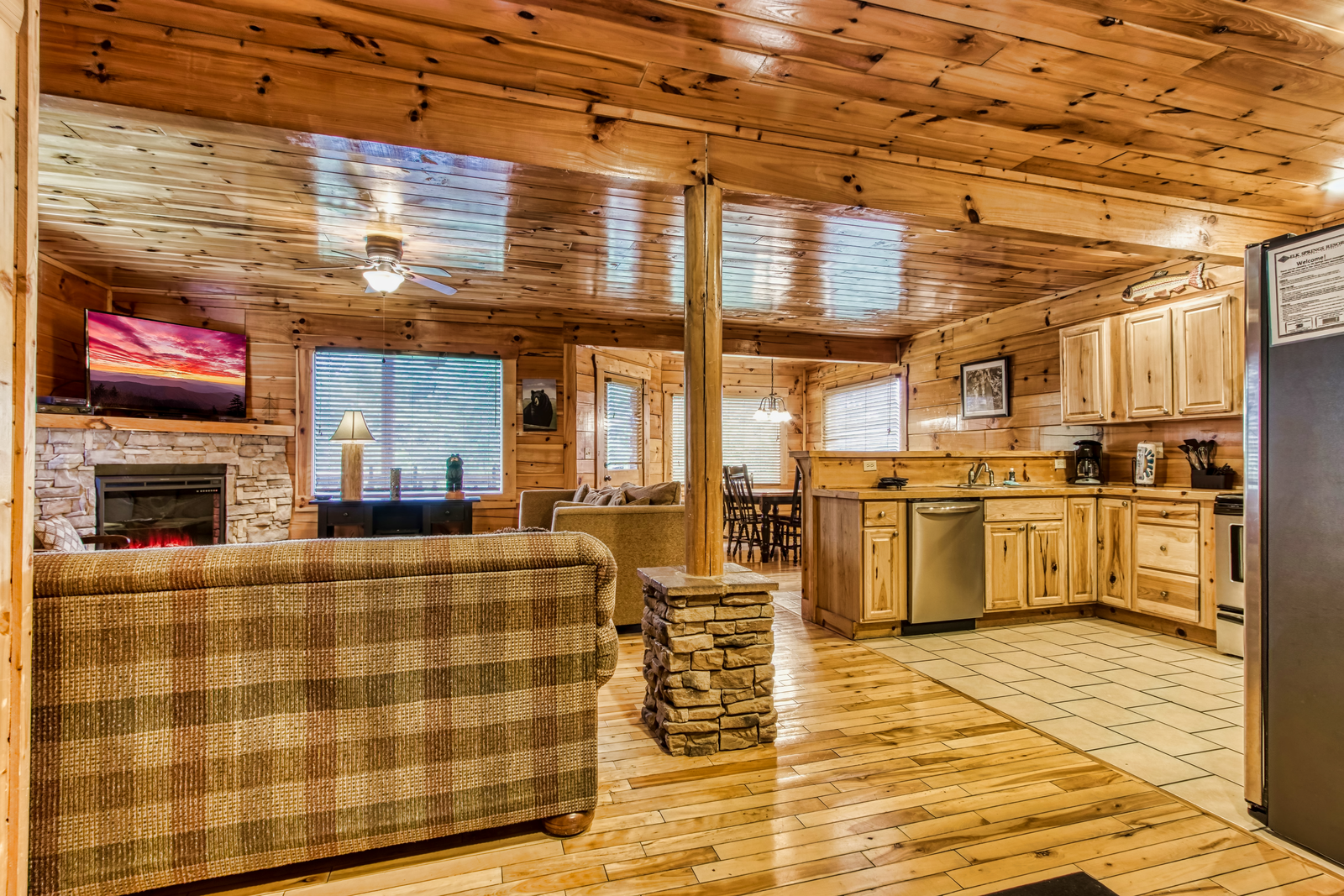 Property image, Interior, of Swimming in Paradise