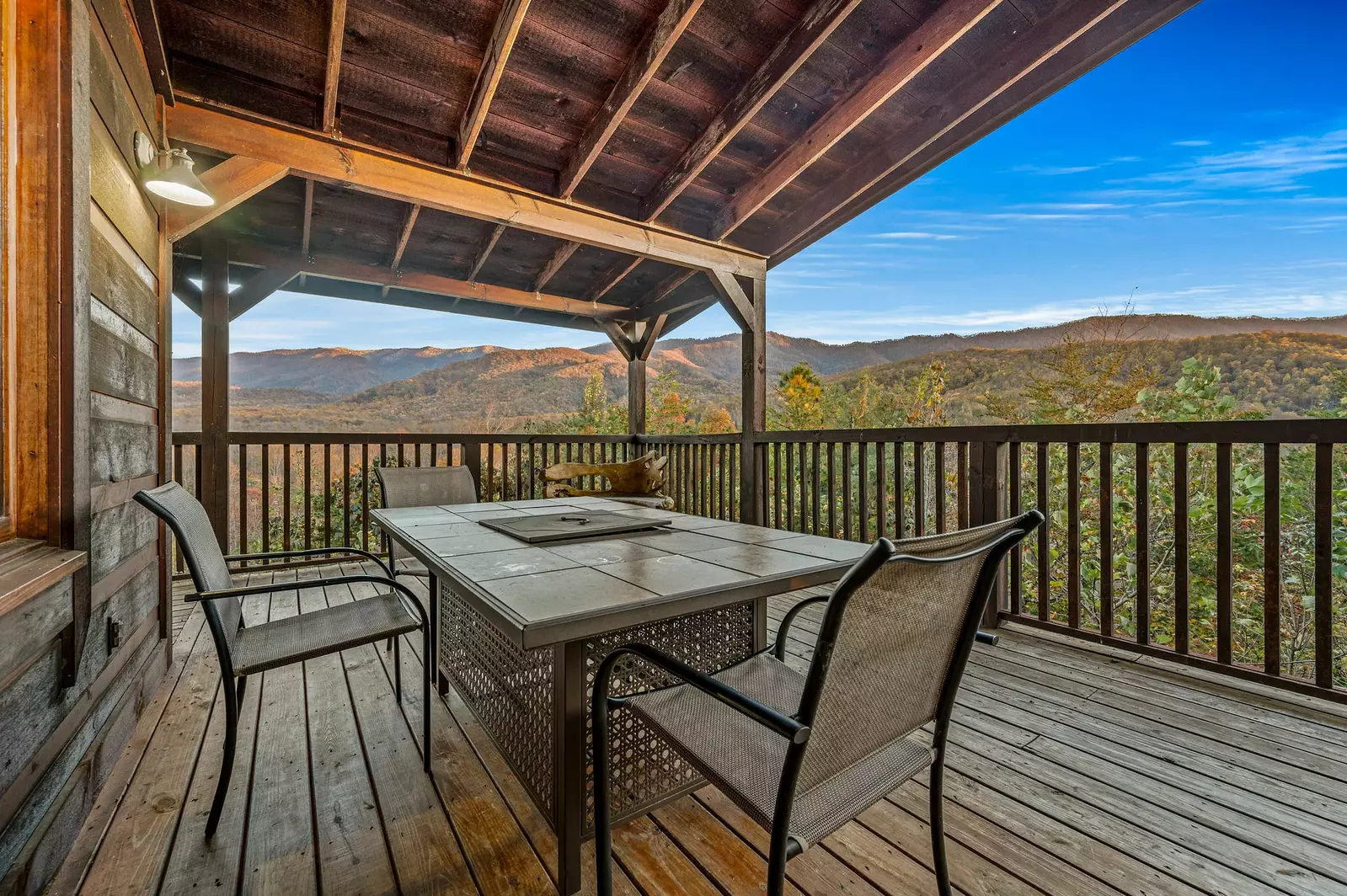 Property image, Interior, of Take My Breath Away