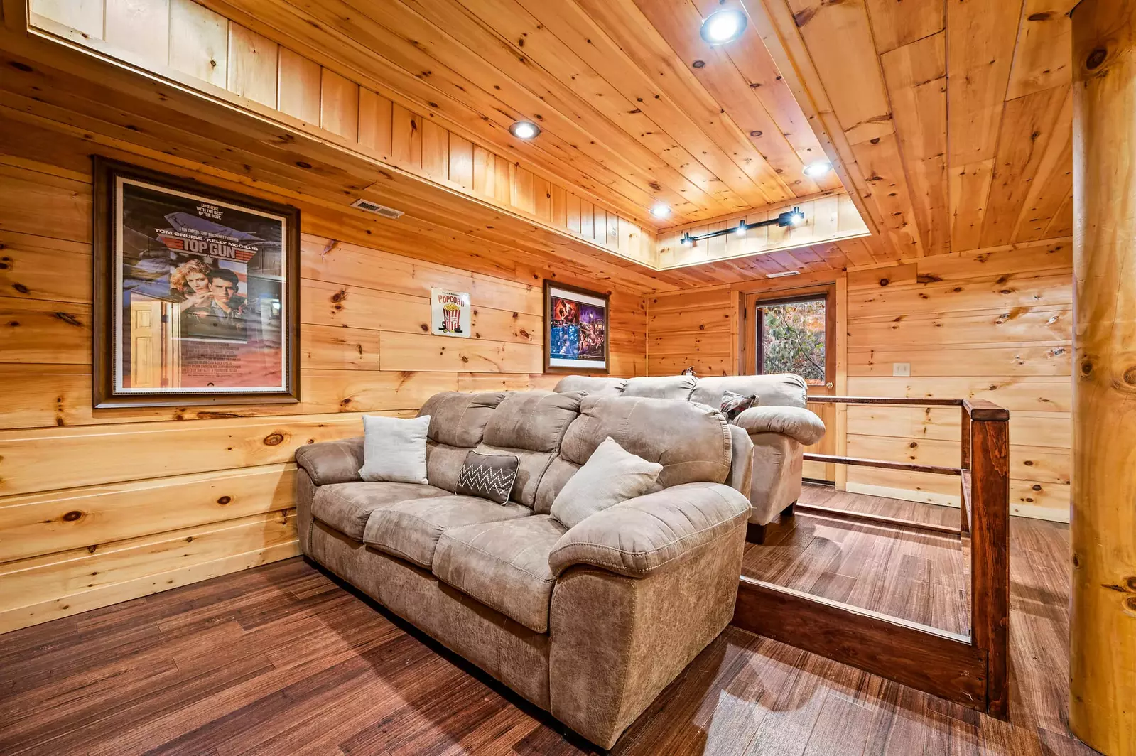 Property image, Interior, of Take My Breath Away