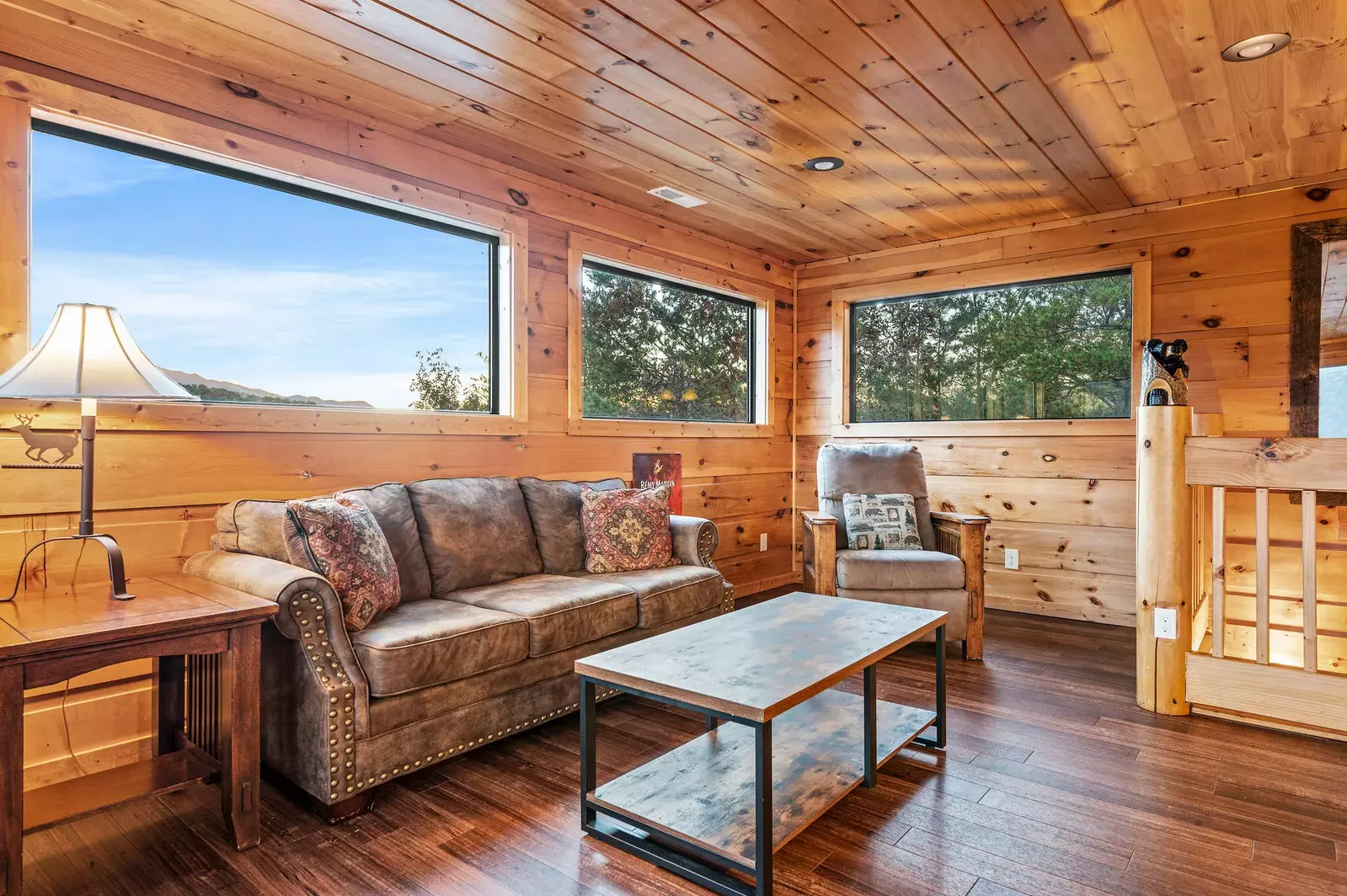 Property image, Interior, of Take My Breath Away