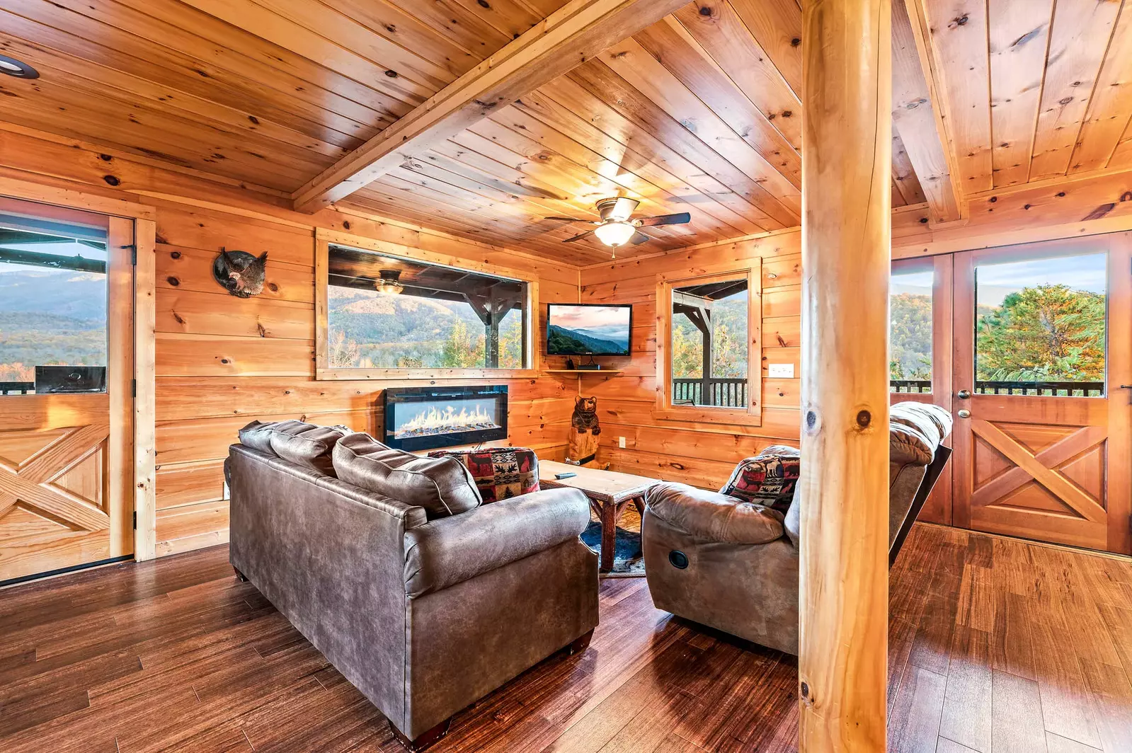 Property image, Interior, of Take My Breath Away